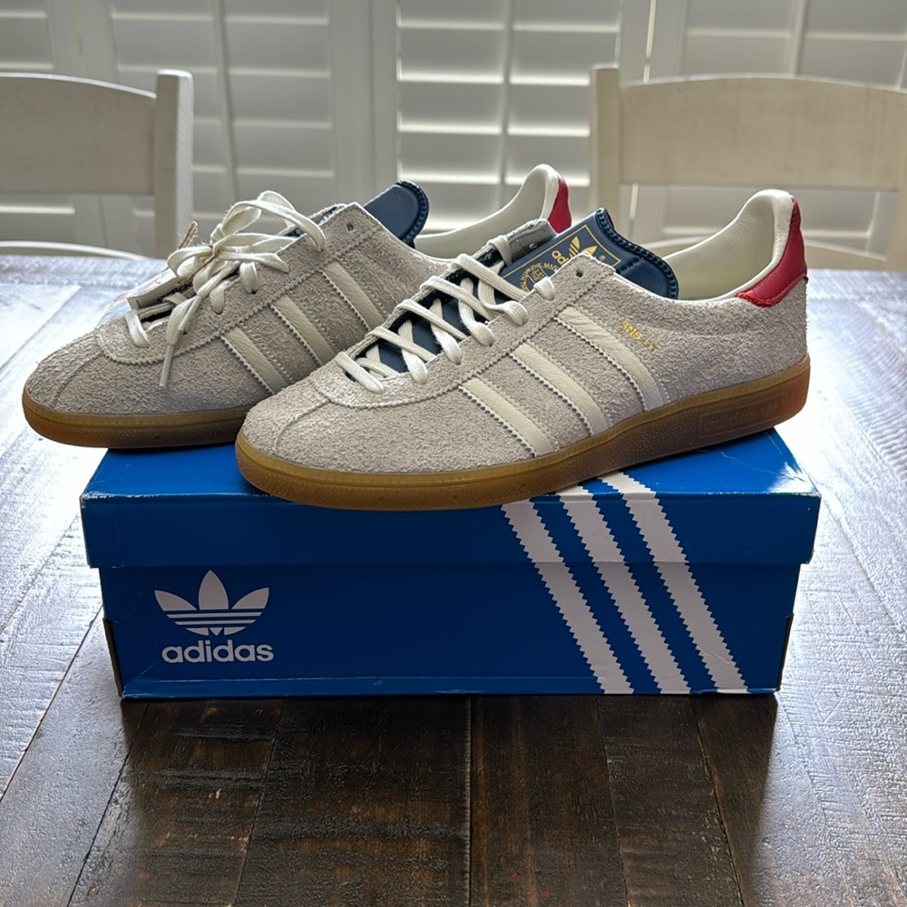 ADIDAS SNS GT PARIS